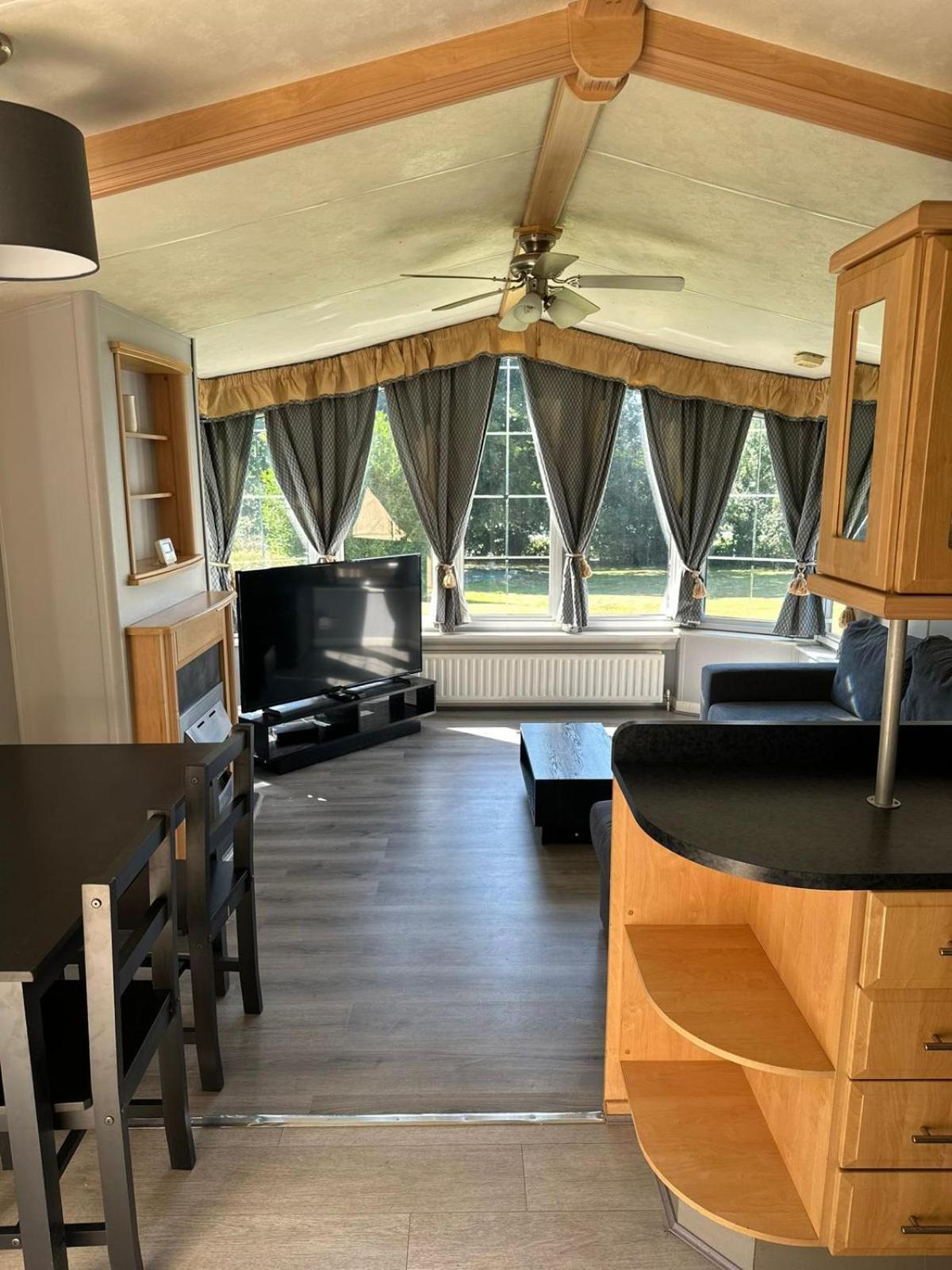 Ruxley Rooms Sidcup Buitenkant foto
