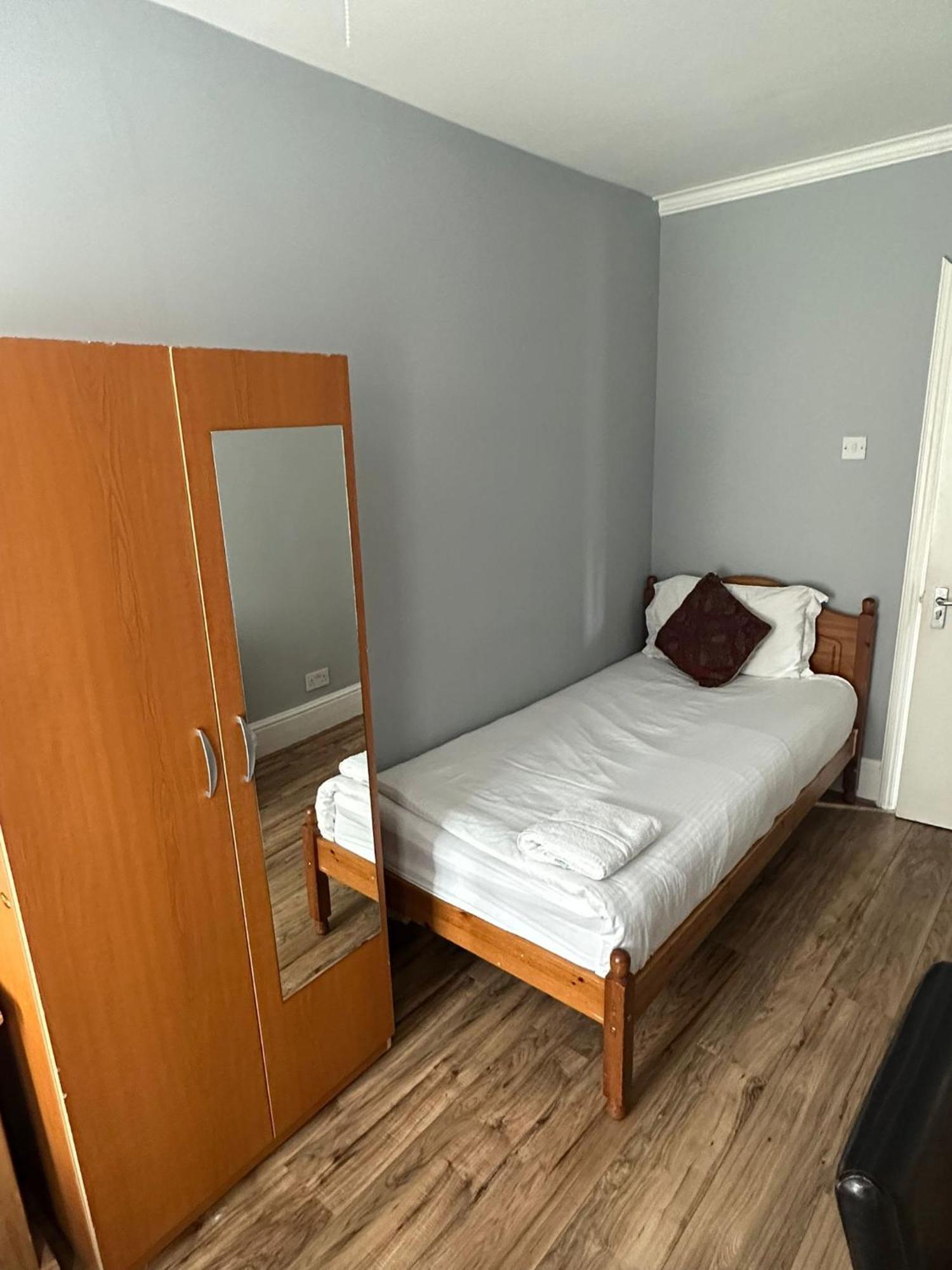 Ruxley Rooms Sidcup Buitenkant foto